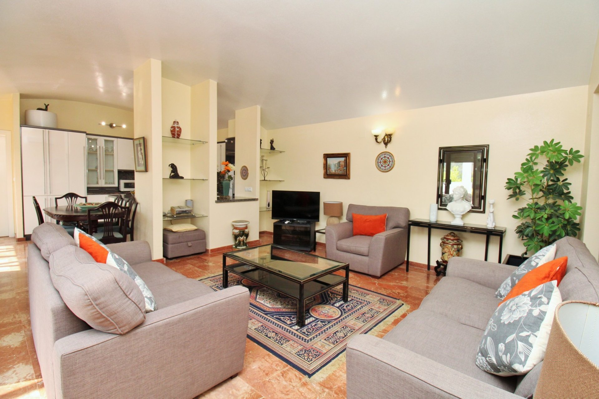 Reventa - Apartment -
Las Ramblas