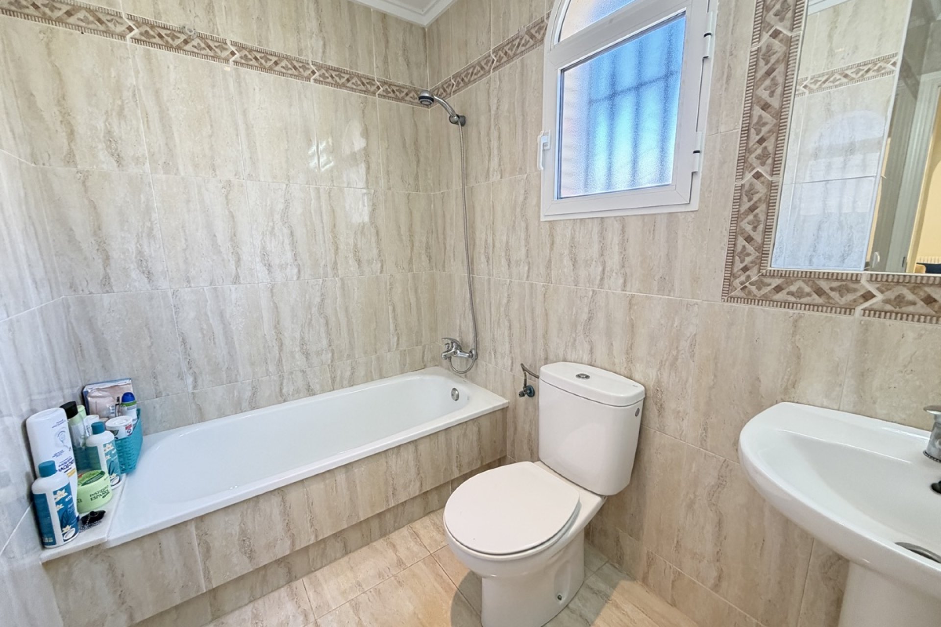 Reventa - Apartment -
Los Dolses