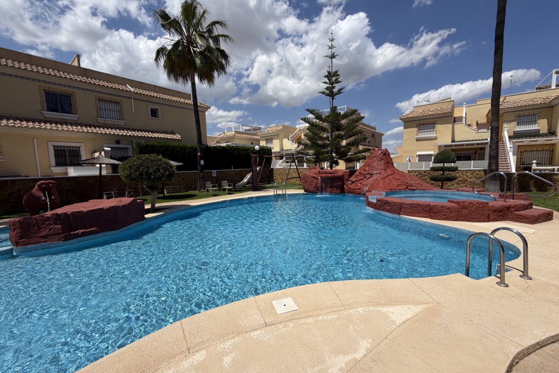 Reventa - Apartment -
Los Dolses