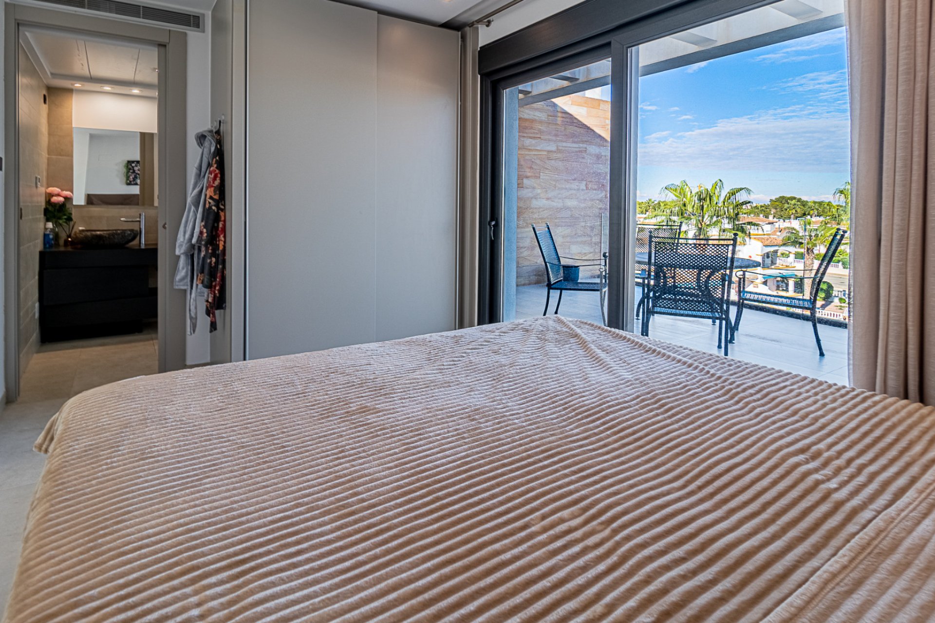 Reventa - Apartment -
Los Dolses