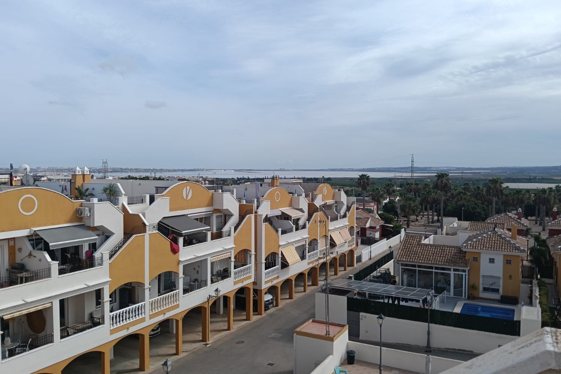 Reventa - Apartment -
Los Montesinos - Urbanizacion montesol