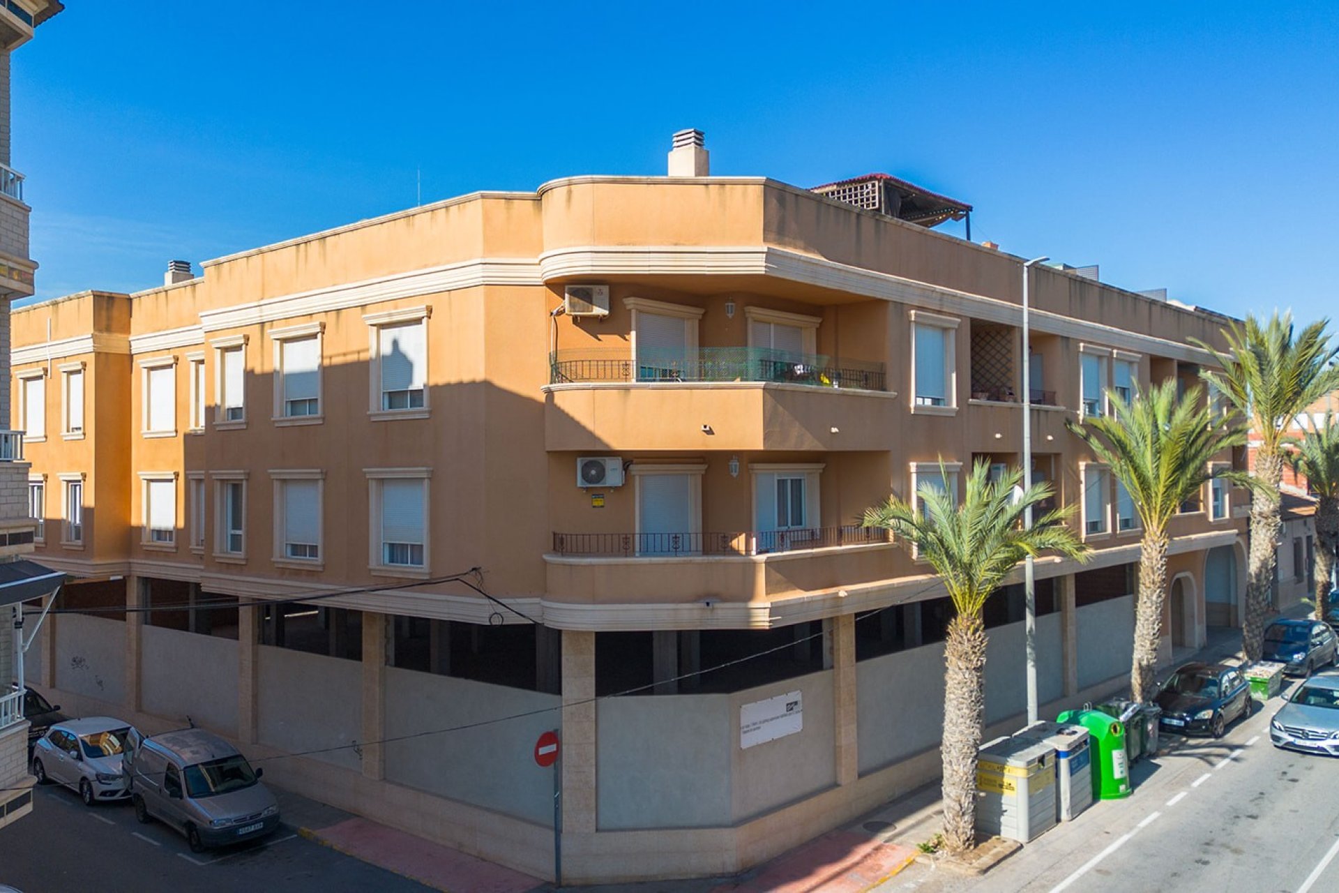 Reventa - Apartment -
Los Montesinos