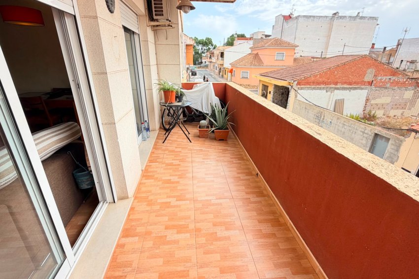 Reventa - Apartment -
Los Montesinos
