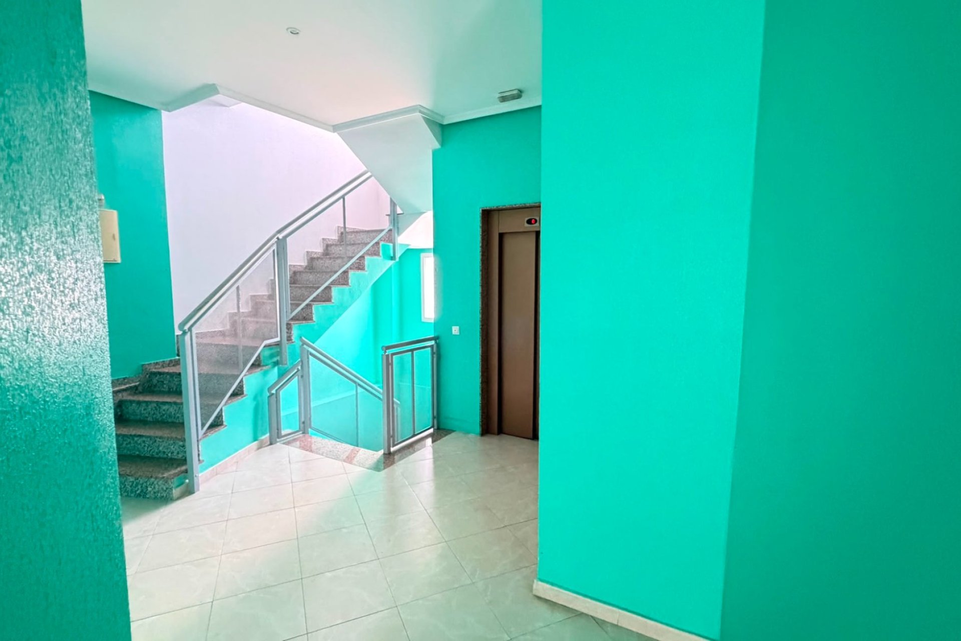Reventa - Apartment -
Los Montesinos