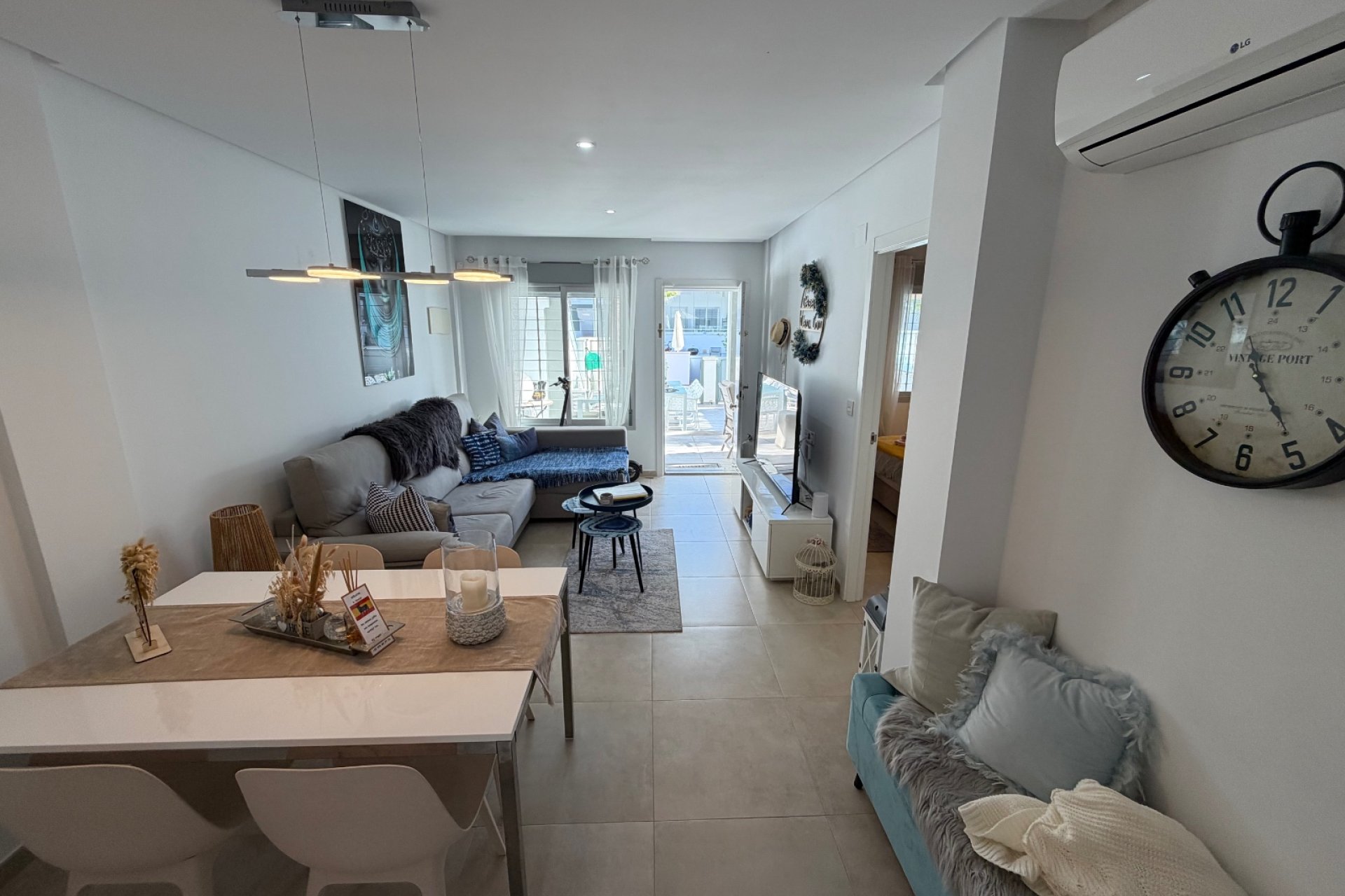 Reventa - Apartment -
Orihuela Costa - La Florida