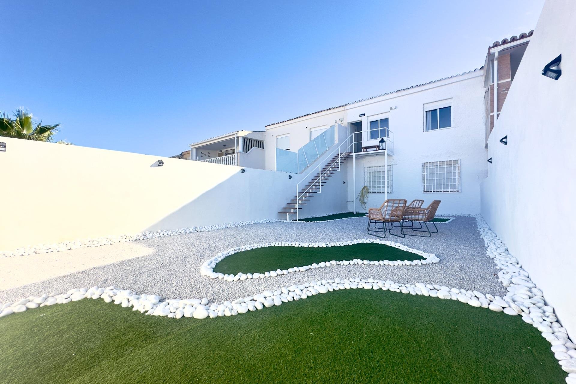 Reventa - Apartment -
Orihuela Costa - La Regia