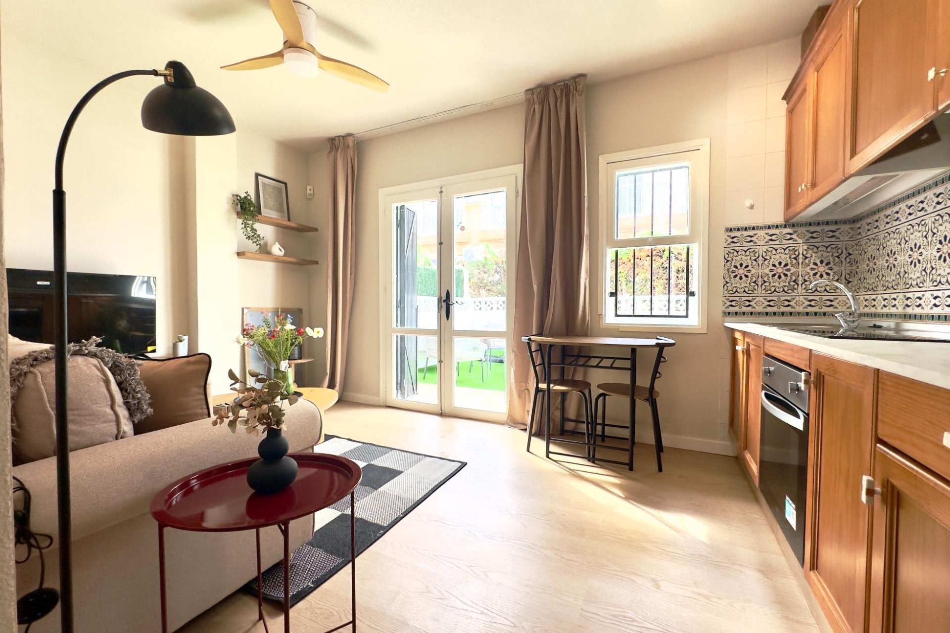 Reventa - Apartment -
Orihuela Costa - La Regia