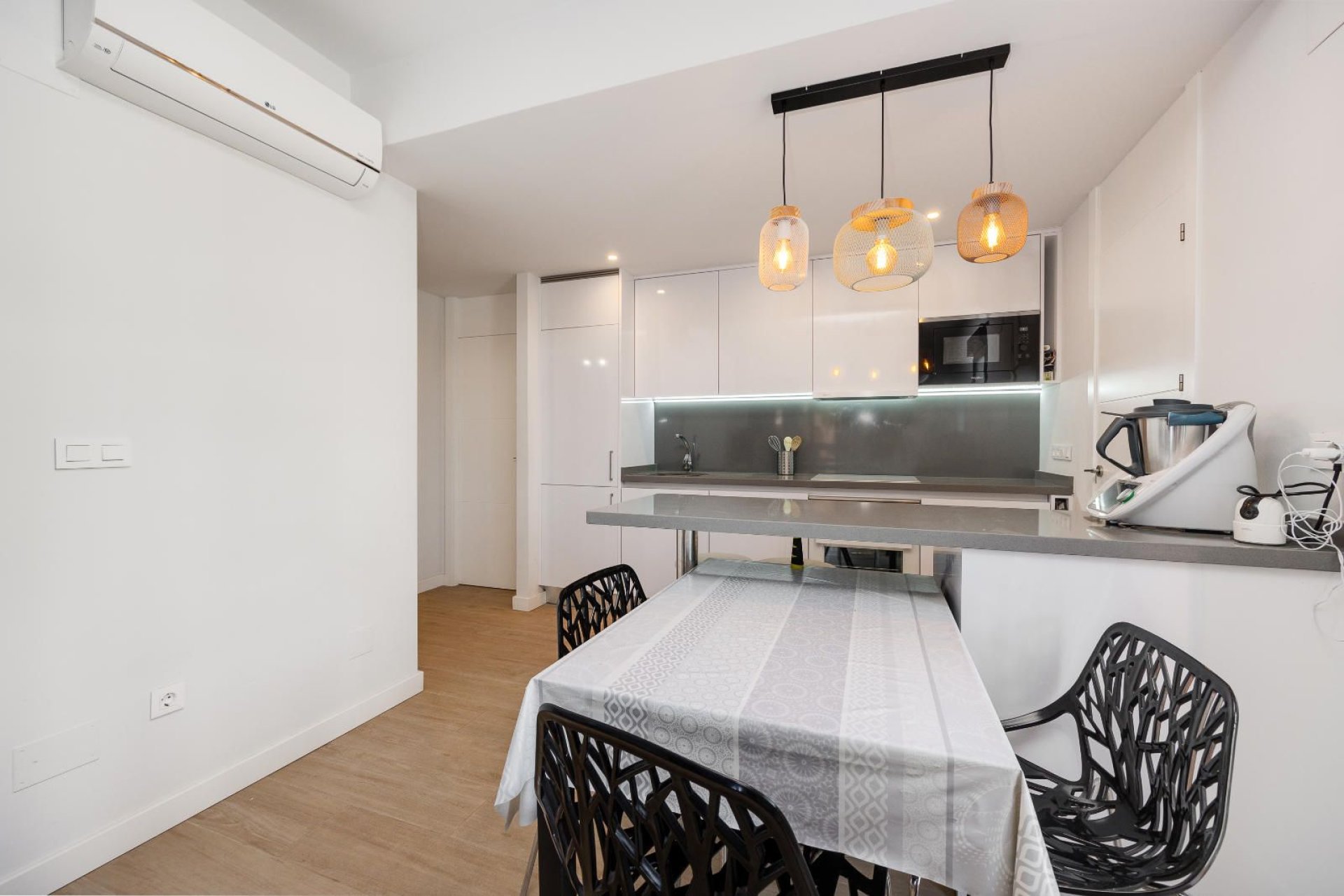 Reventa - Apartment -
Orihuela Costa - Las Filipinas