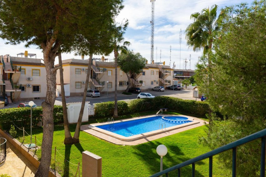 Reventa - Apartment -
Orihuela Costa - Las Filipinas