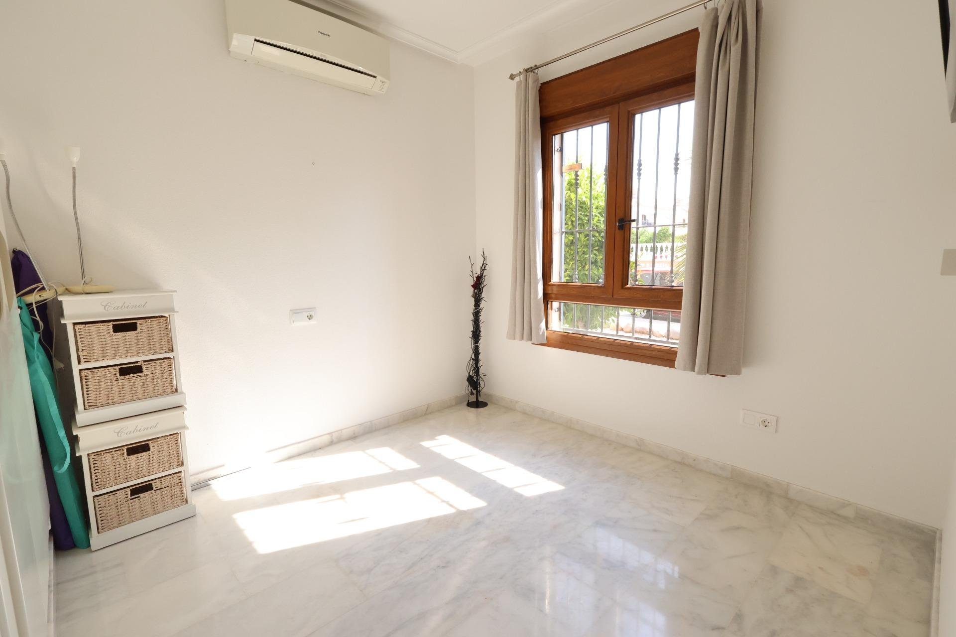 Reventa - Apartment -
Orihuela Costa - PAU 8