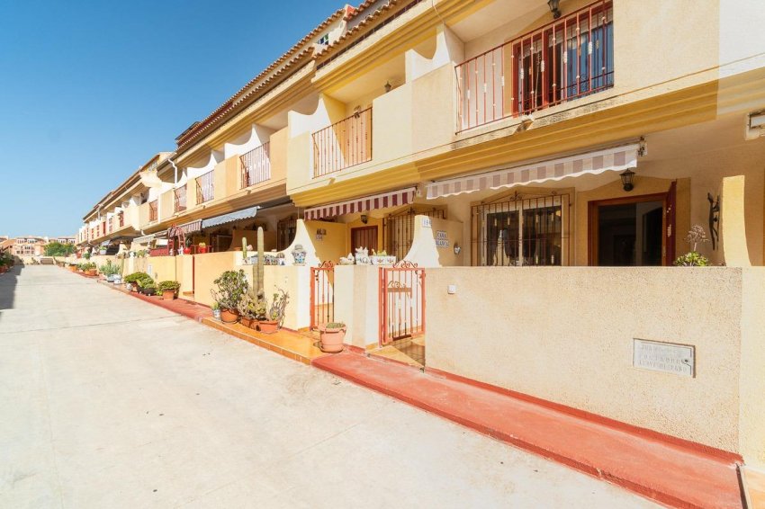 Reventa - Apartment -
Orihuela Costa - Playa Flamenca