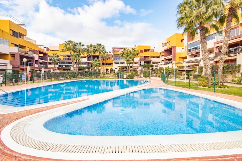 Reventa - Apartment -
Orihuela Costa - Playa Flamenca