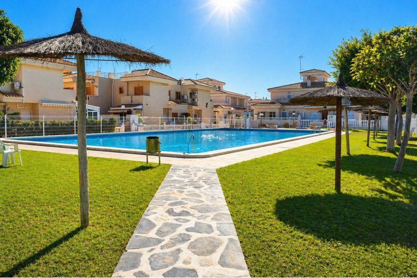 Reventa - Apartment -
Orihuela Costa - Playa Flamenca