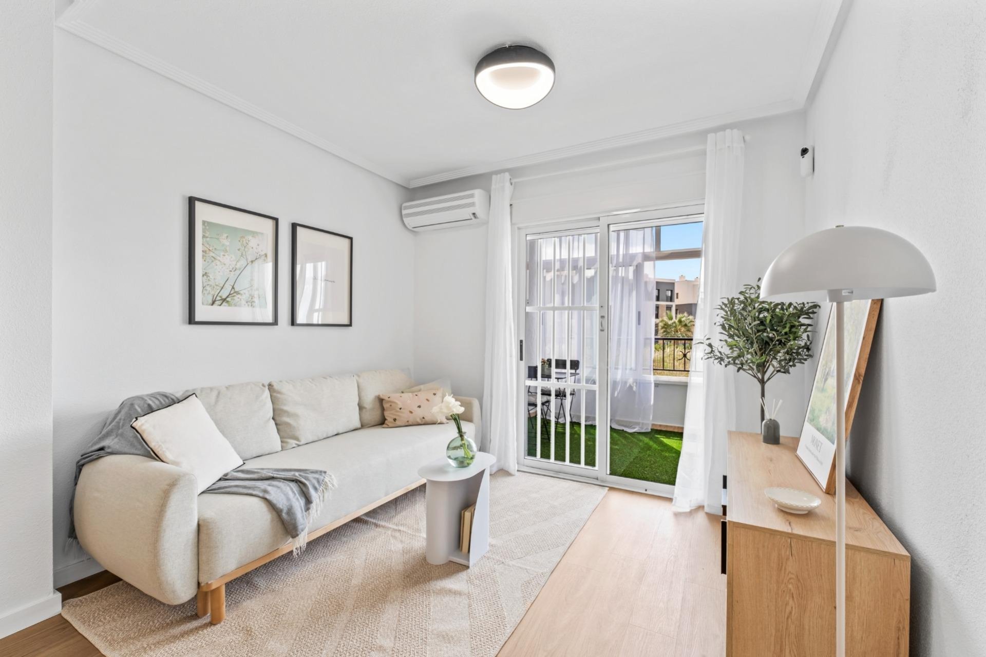 Reventa - Apartment -
Orihuela Costa - Playa Flamenca