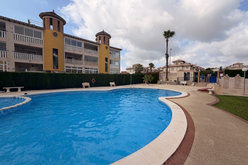 Reventa - Apartment -
Orihuela Costa - Villamartín-Las Filipinas