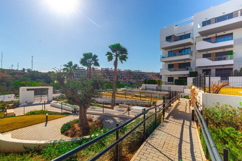 Reventa - Apartment -
Orihuela Costa