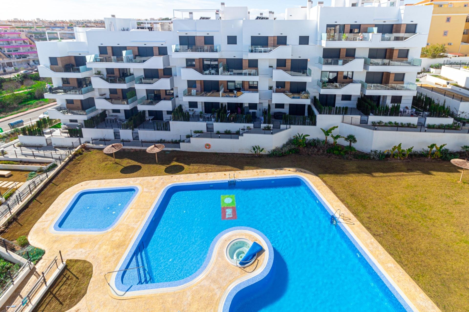 Reventa - Apartment -
Orihuela Costa