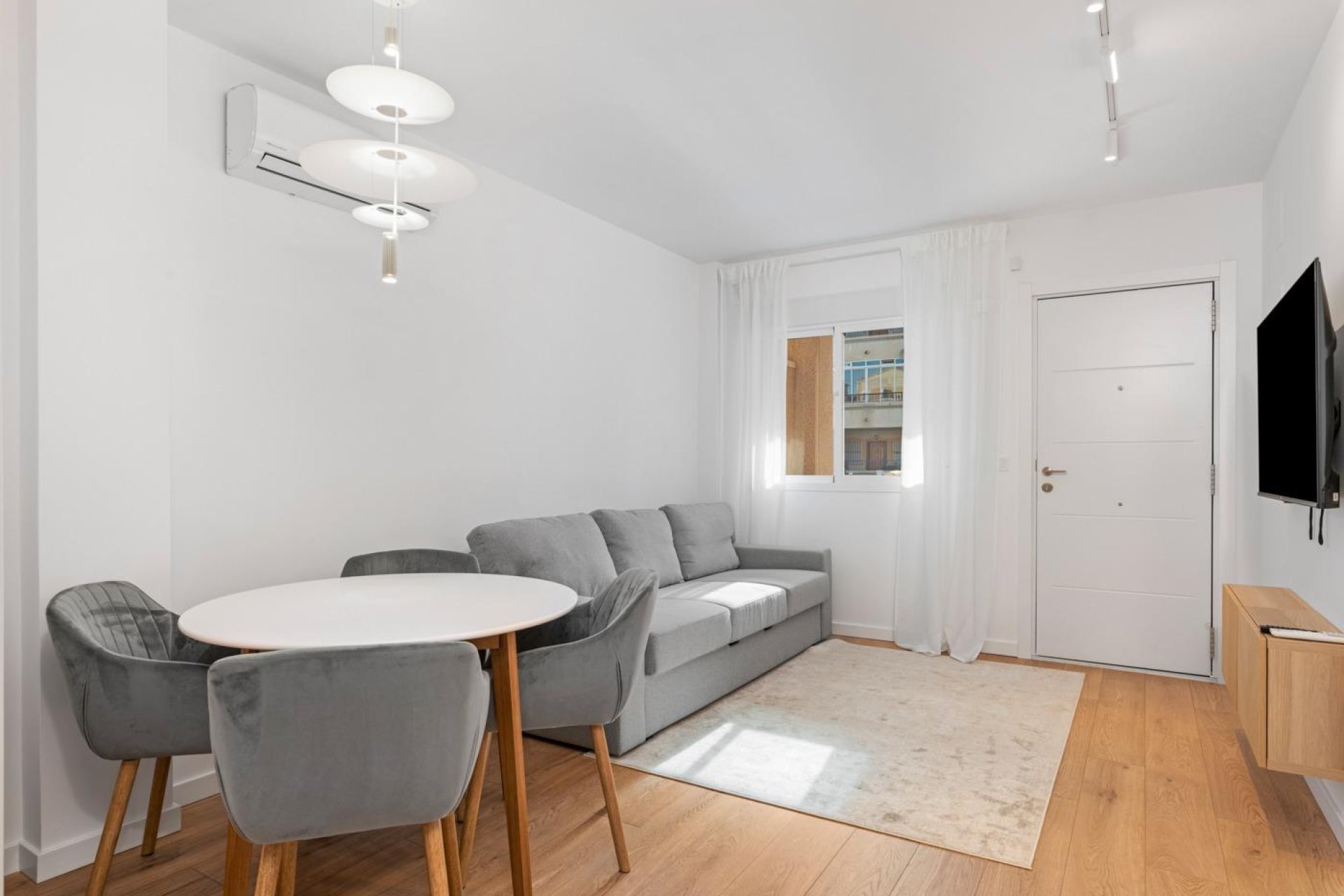 Reventa - Apartment -
Orihuela Costa