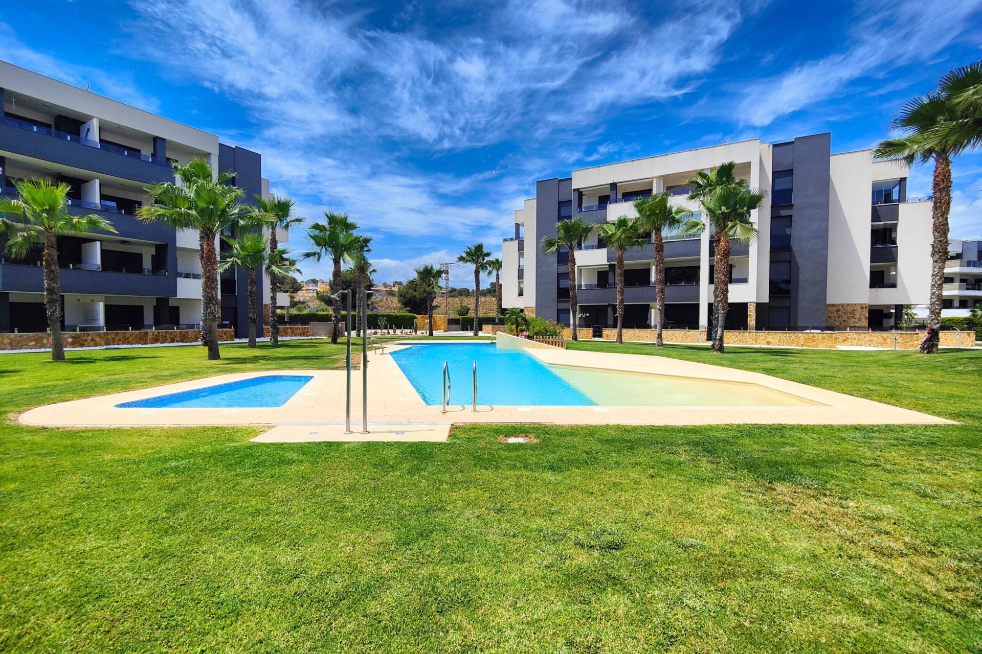 Reventa - Apartment -
Orihuela Costa