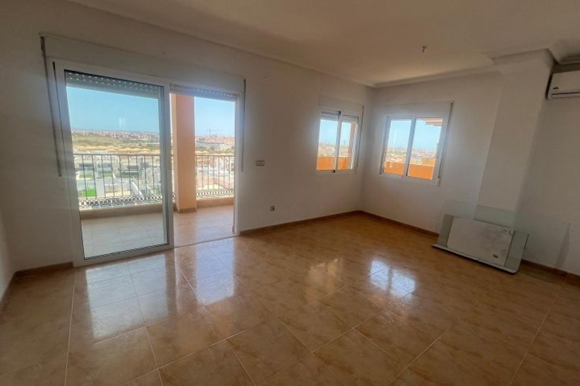 Reventa - Apartment -
Orihuela Costa