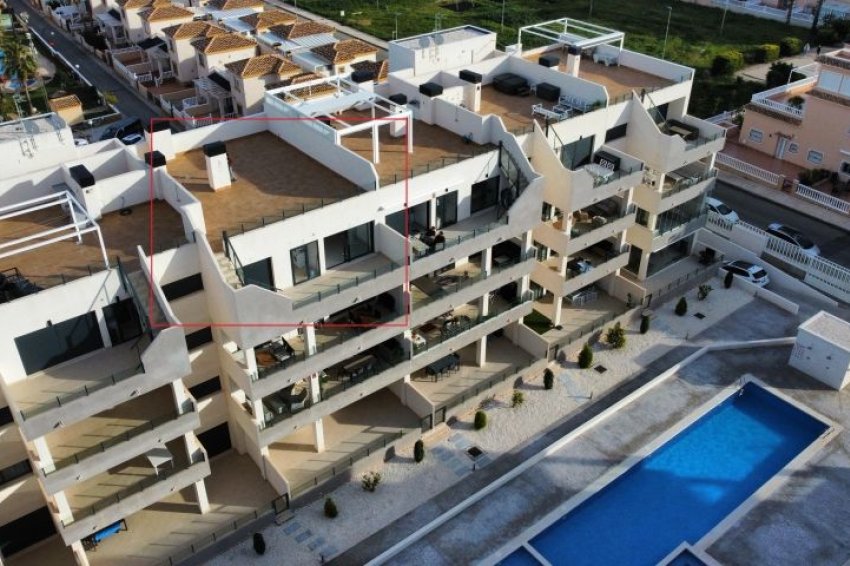 Reventa - Apartment -
Orihuela Costa