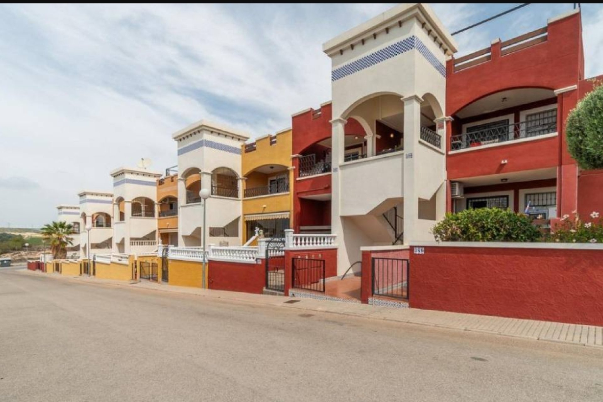 Reventa - Apartment -
Orihuela - Los Balcones y los Altos