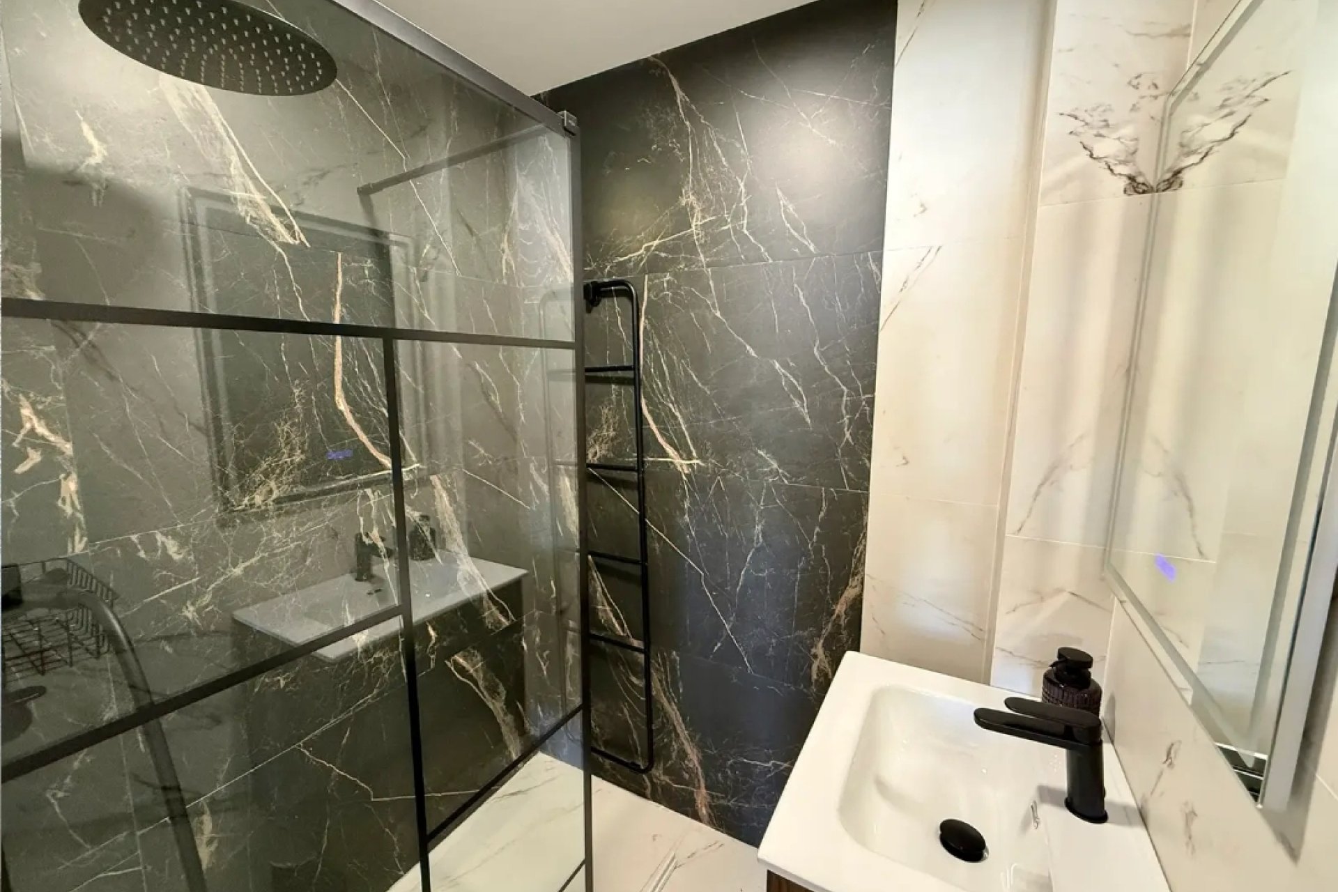 Reventa - Apartment -
Orihuela - Los Balcones y los Altos