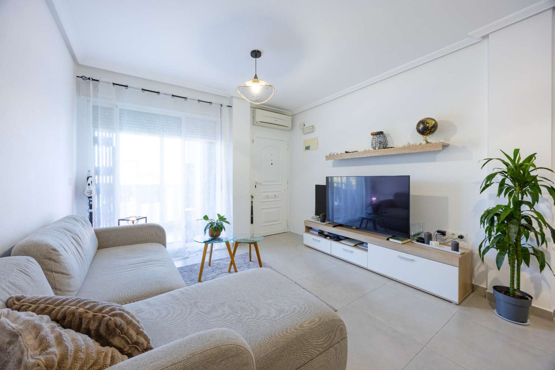 Reventa - Apartment -
Orihuela - Villamartín-Las Filipinas