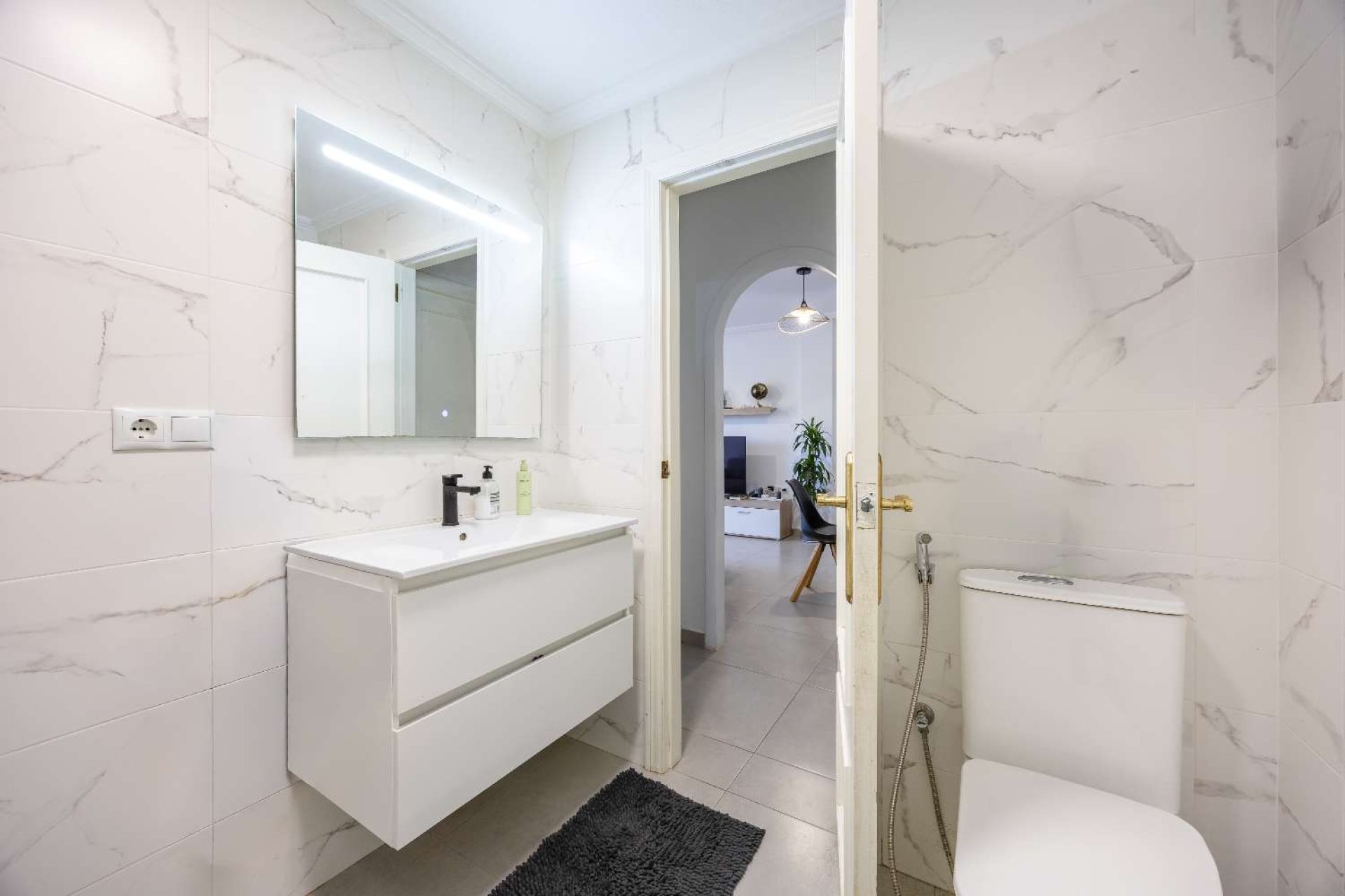 Reventa - Apartment -
Orihuela - Villamartín-Las Filipinas