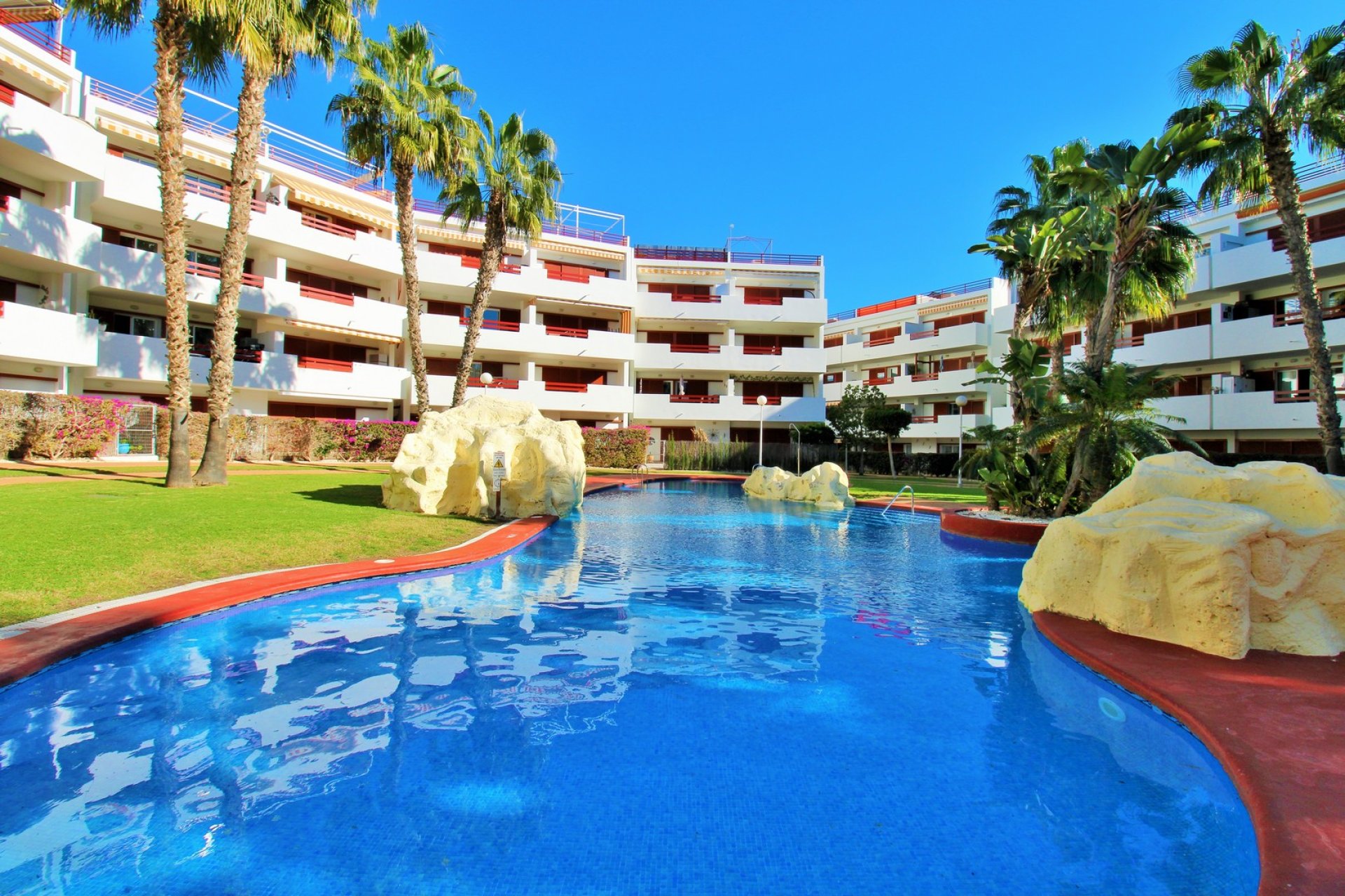 Reventa - Apartment -
Playa Flamenca