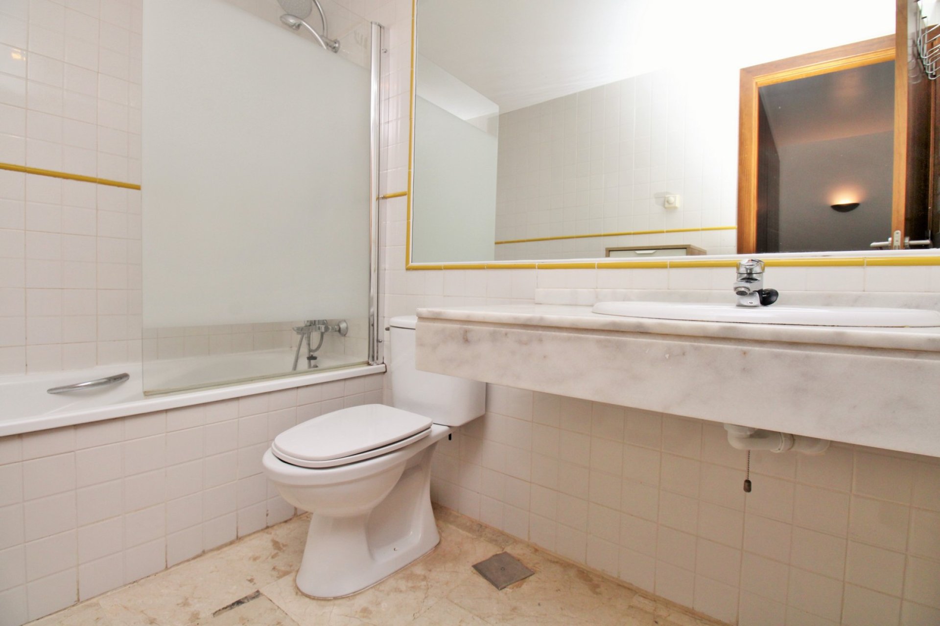 Reventa - Apartment -
Punta Prima