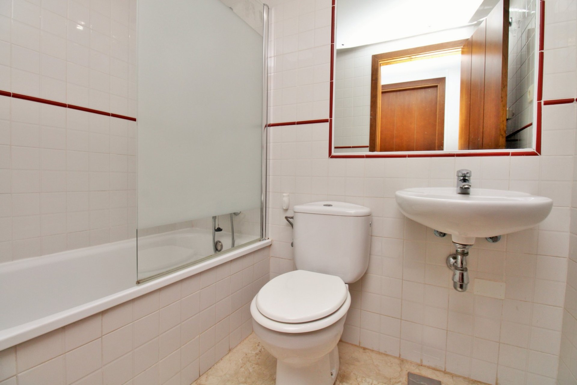 Reventa - Apartment -
Punta Prima