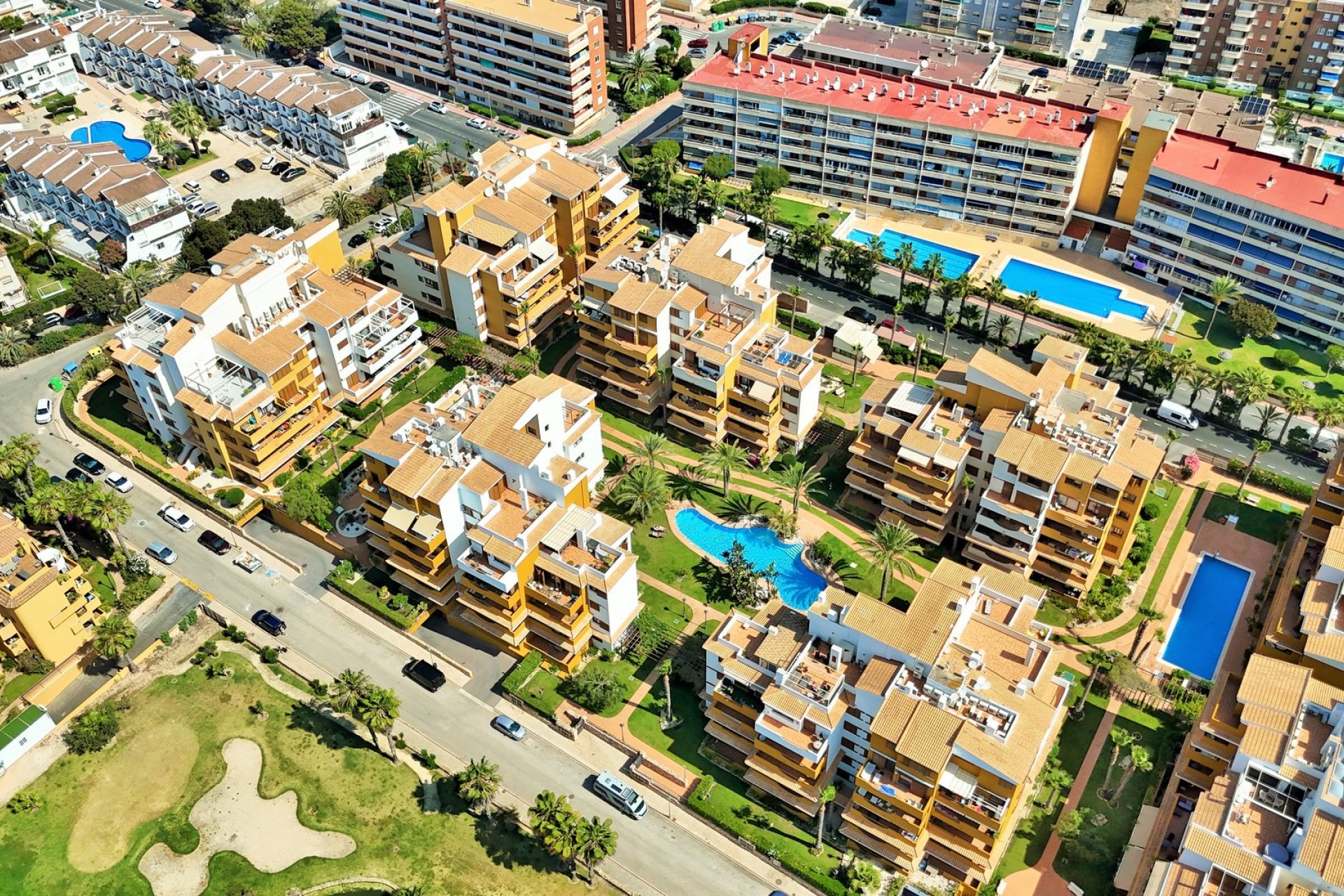 Reventa - Apartment -
Punta Prima