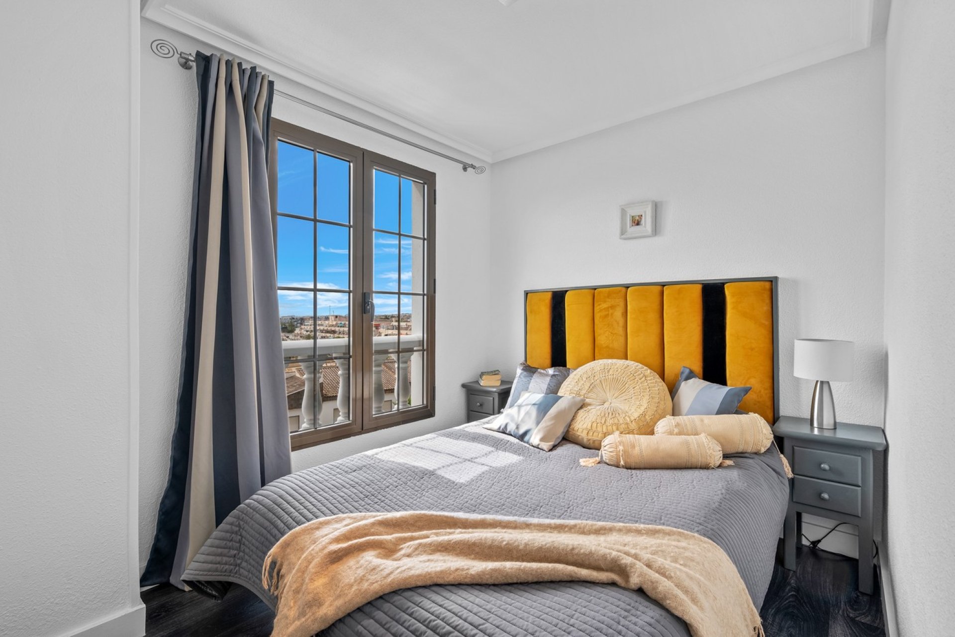 Reventa - Apartment -
Punta Prima