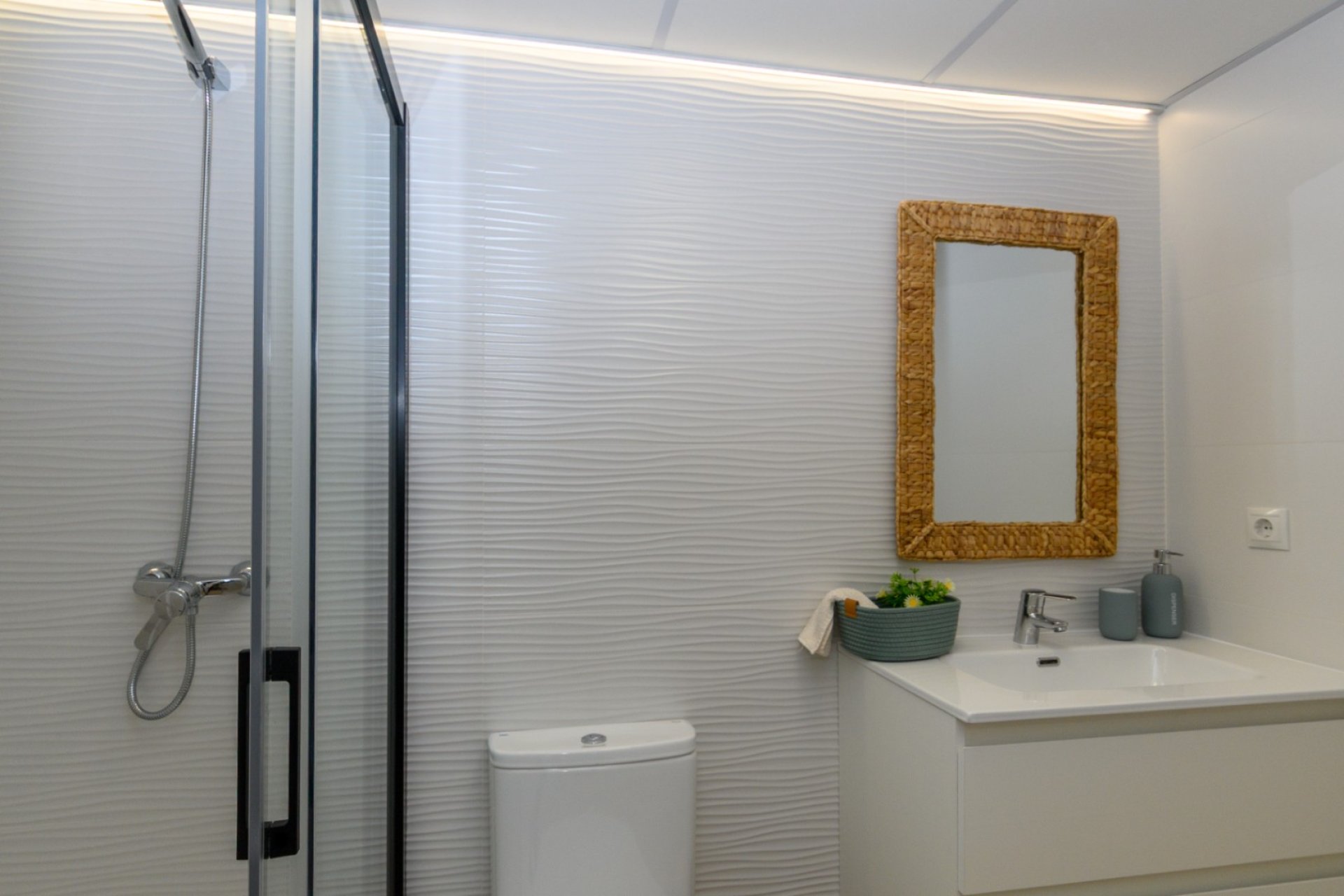 Reventa - Apartment -
Punta Prima