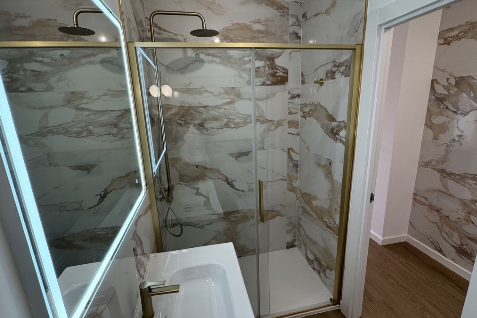 Reventa - Apartment -
Punta Prima