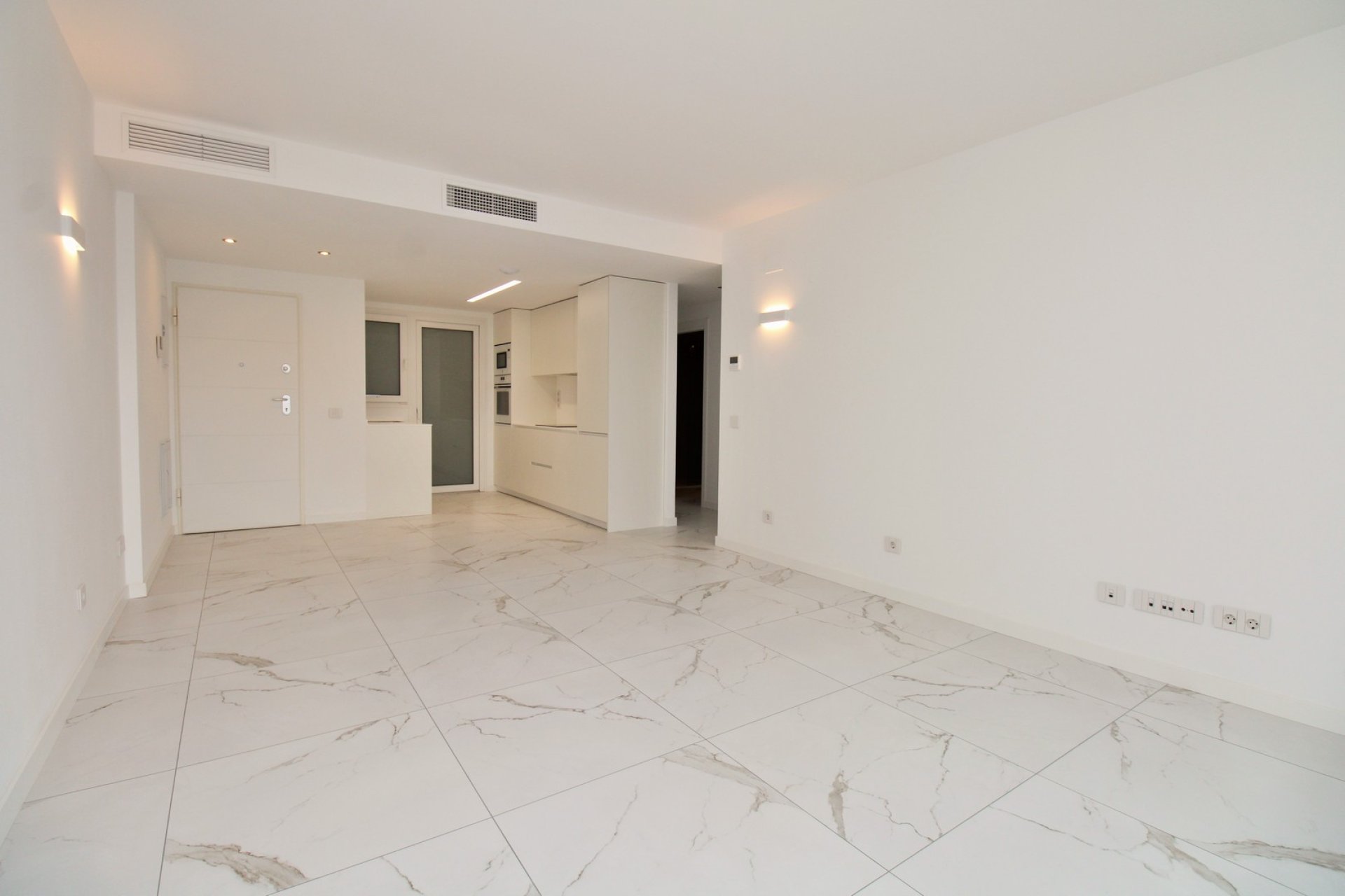Reventa - Apartment -
Punta Prima