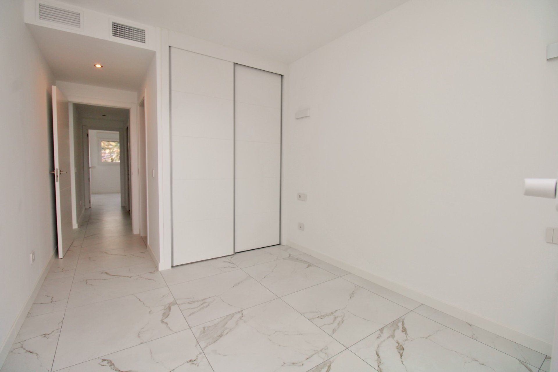 Reventa - Apartment -
Punta Prima