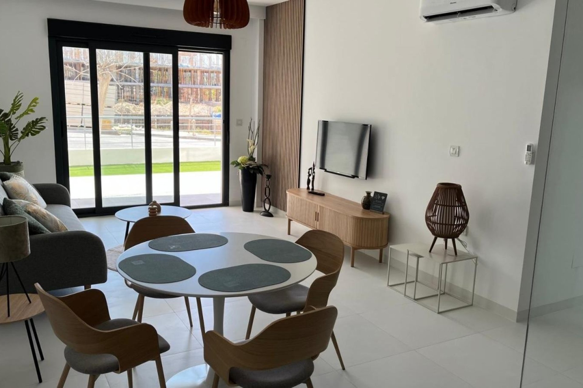 Reventa - Apartment -
San Miguel de Salinas