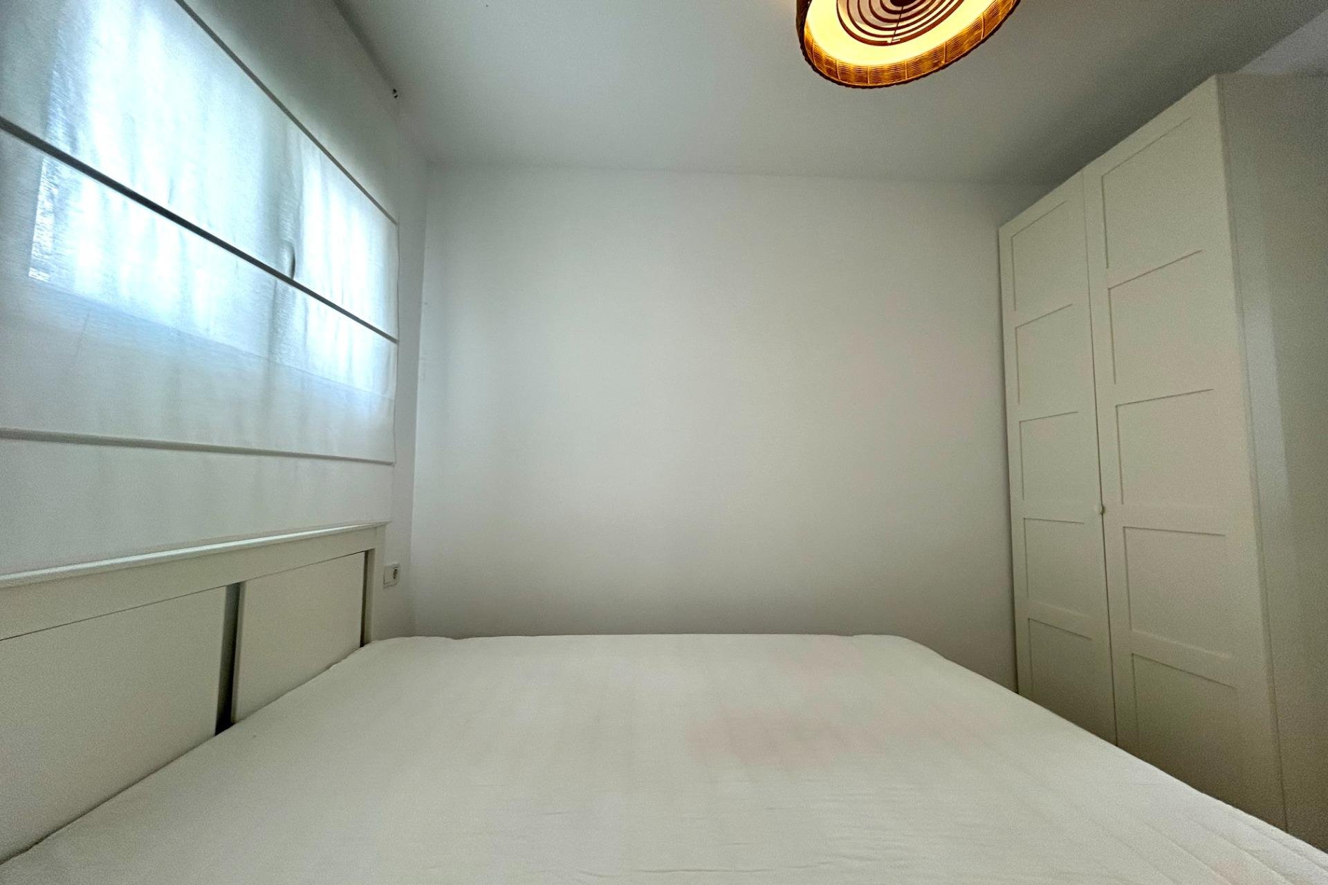 Reventa - Apartment -
San Miguel - Las filipinas