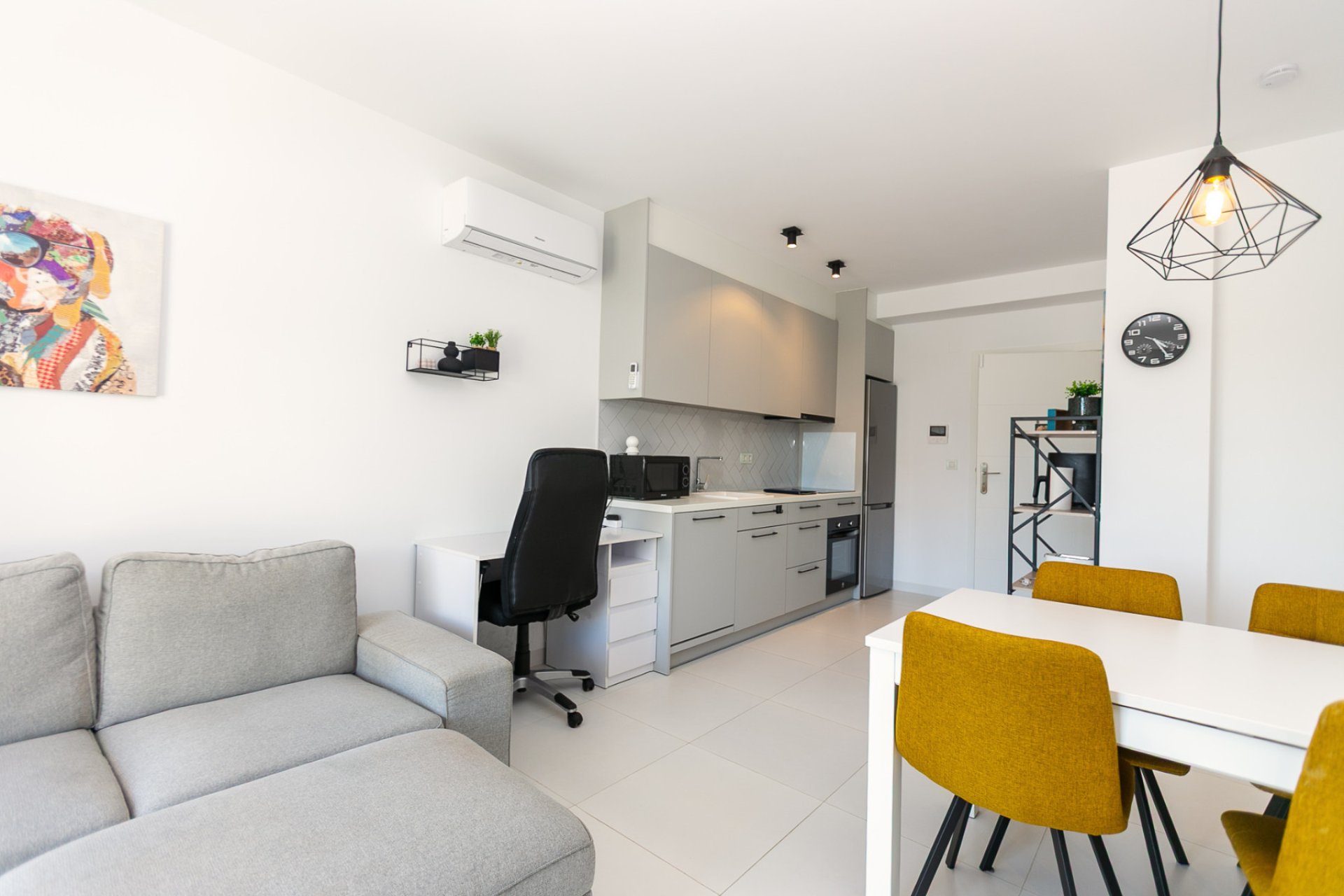 Reventa - Apartment -
San Miguel - San Miguel De Salinas