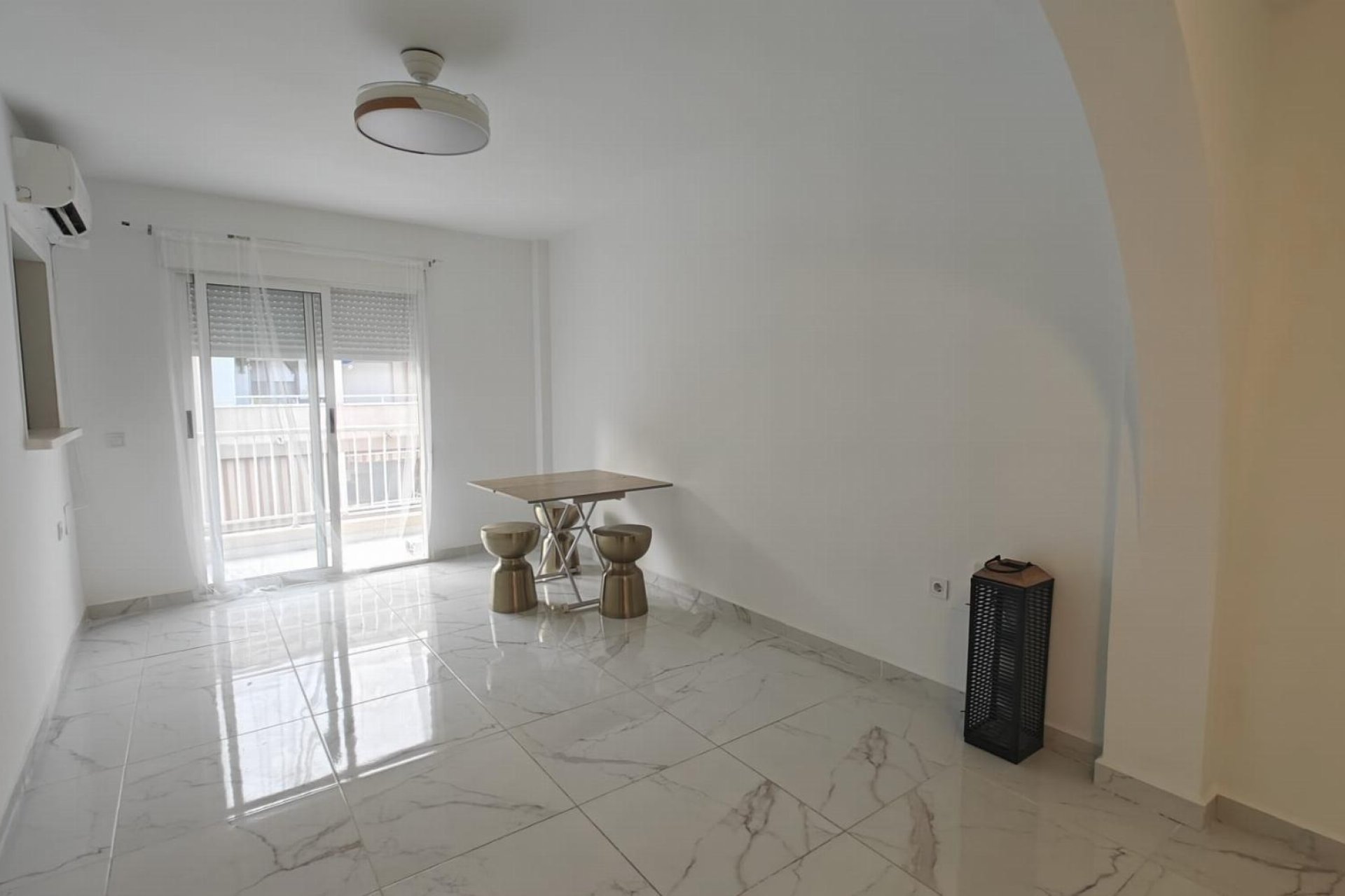 Reventa - Apartment -
Torrevieja - Acequion
