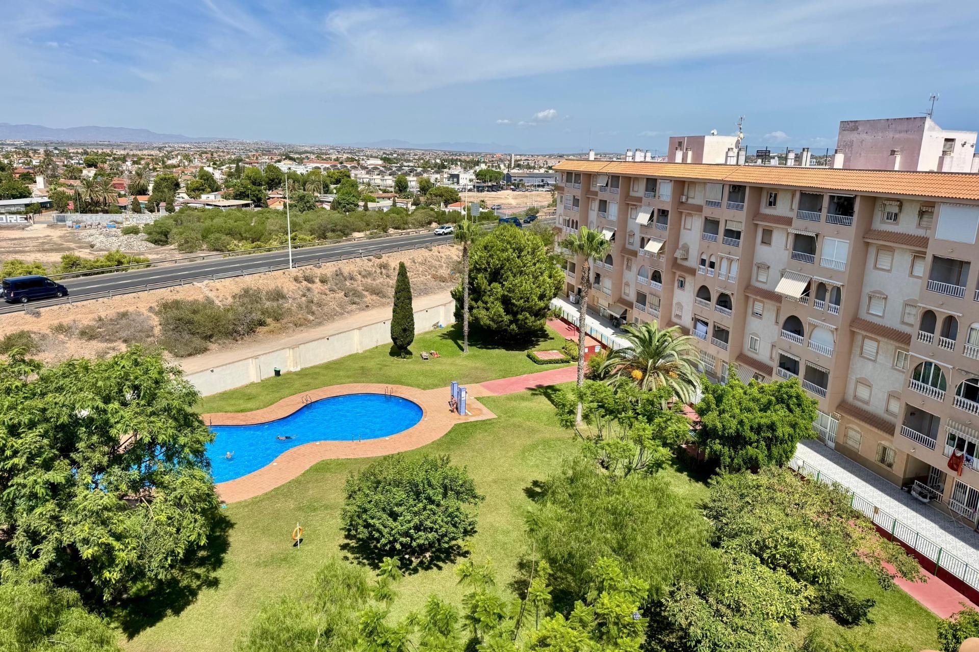 Reventa - Apartment -
Torrevieja - Center