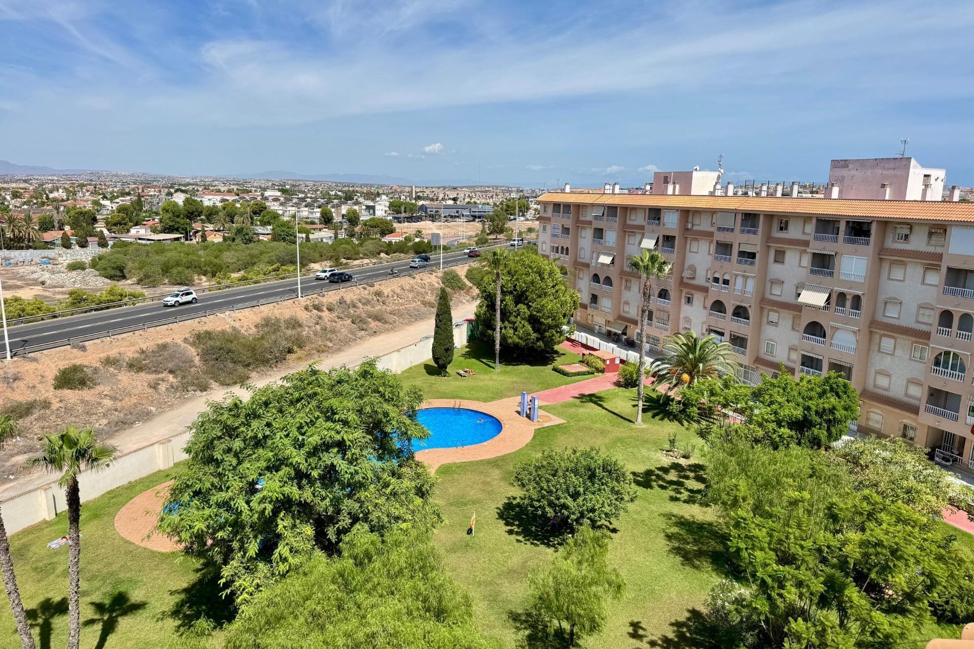Reventa - Apartment -
Torrevieja - Center