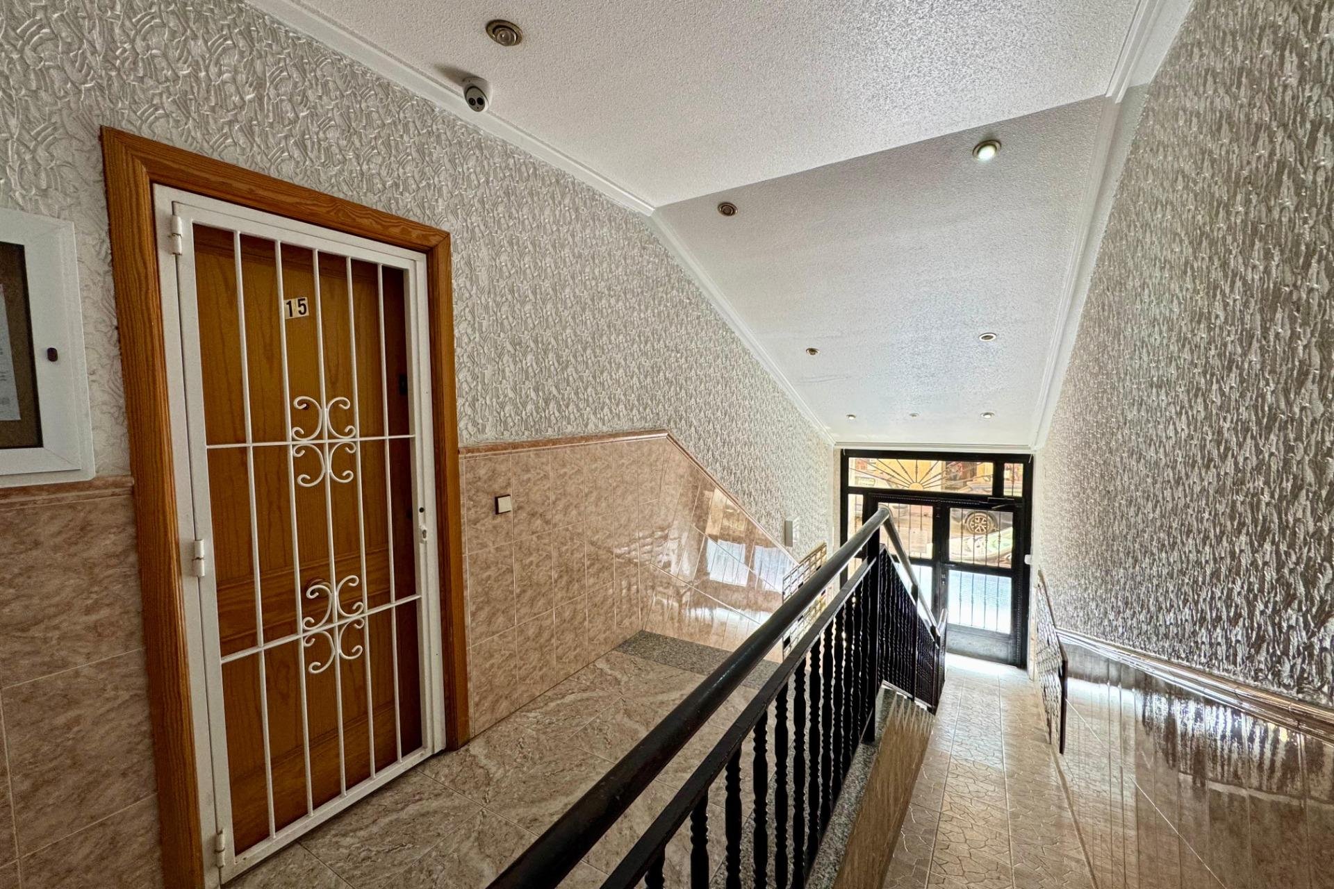 Reventa - Apartment -
Torrevieja - Center