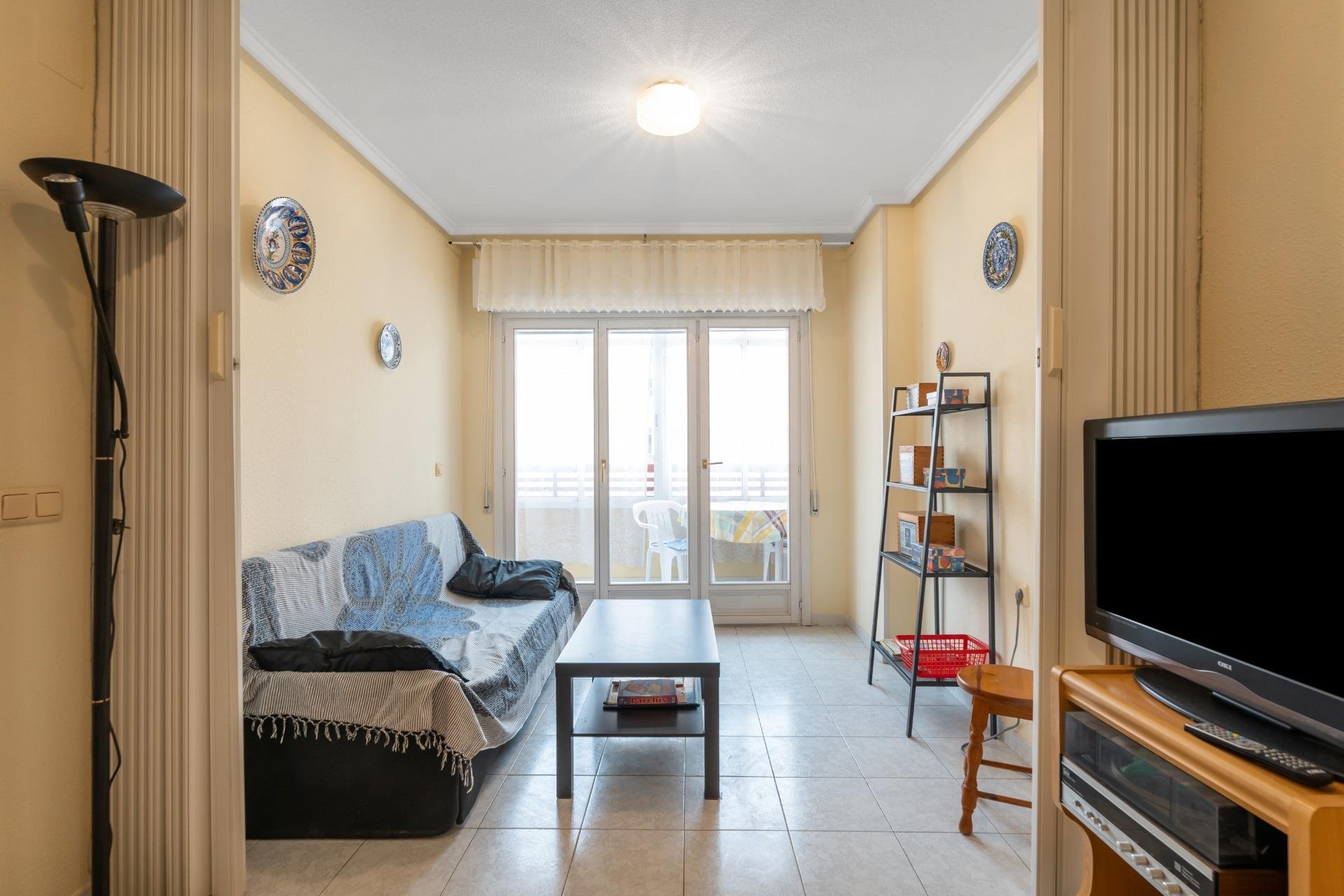 Reventa - Apartment -
Torrevieja - Center