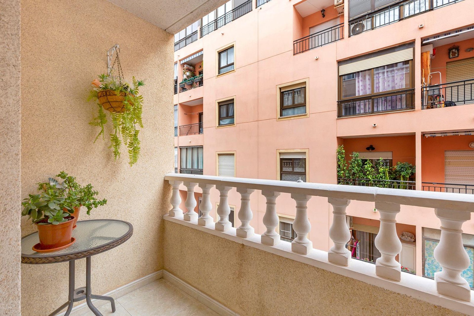 Reventa - Apartment -
Torrevieja - Center