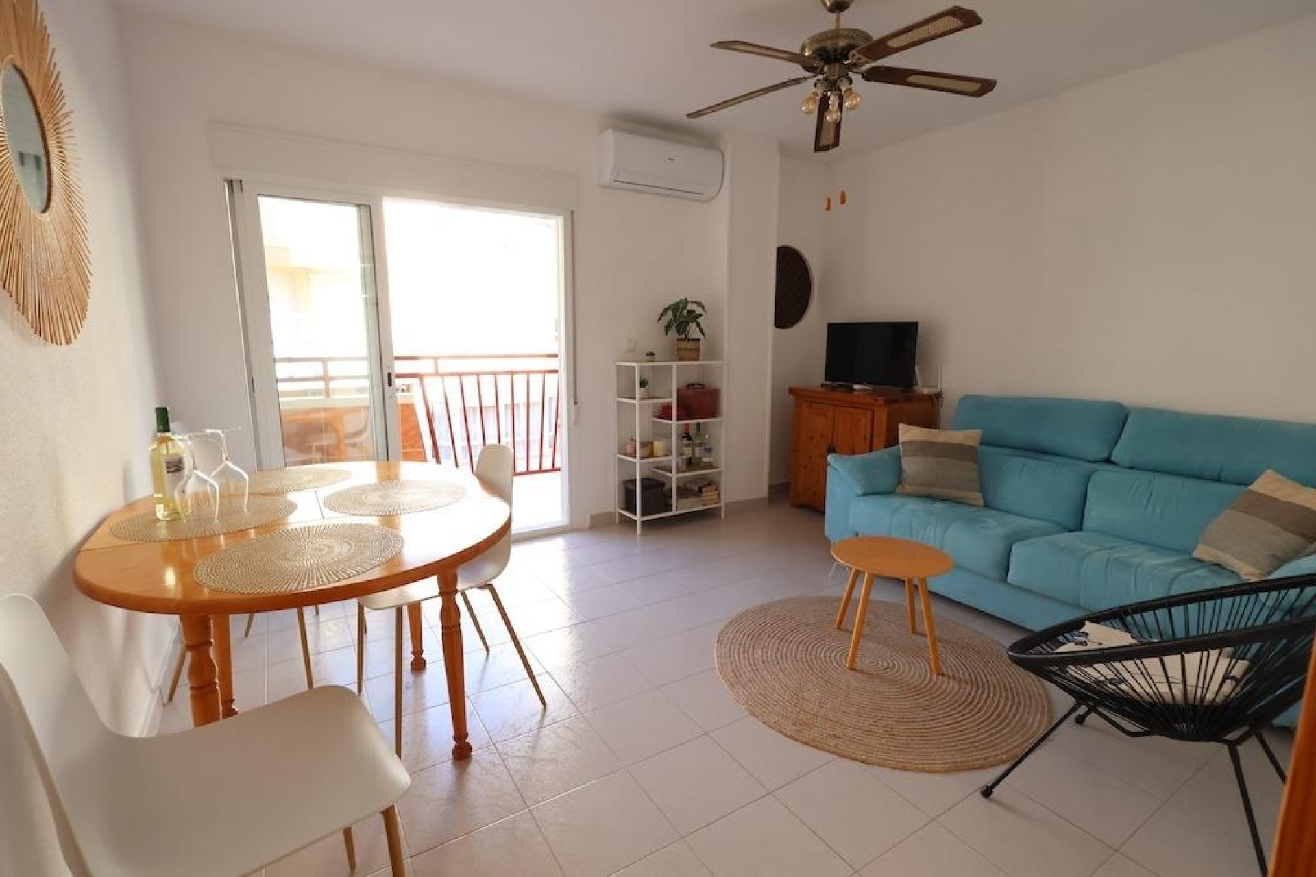 Reventa - Apartment -
Torrevieja - Center