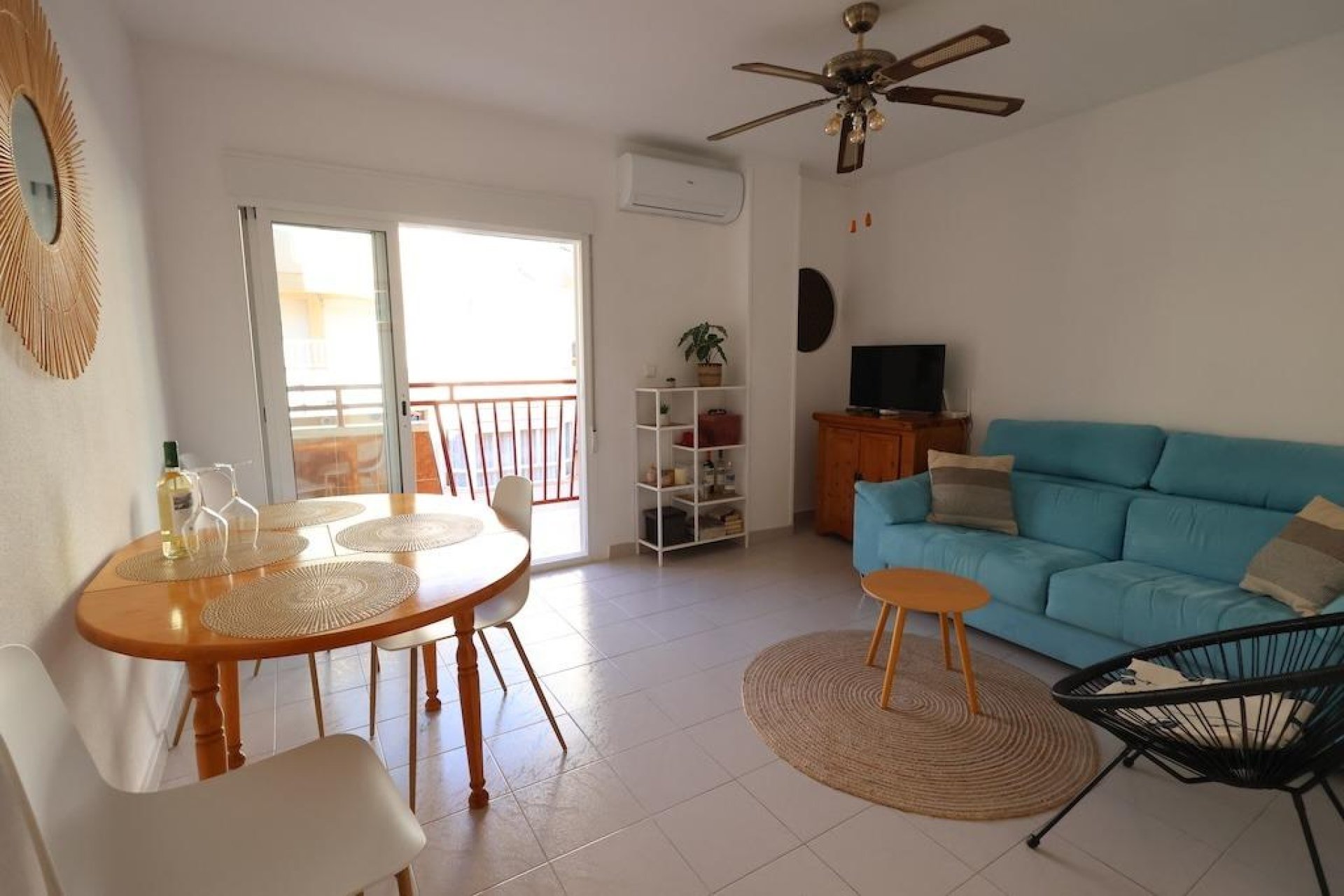 Reventa - Apartment -
Torrevieja - Center