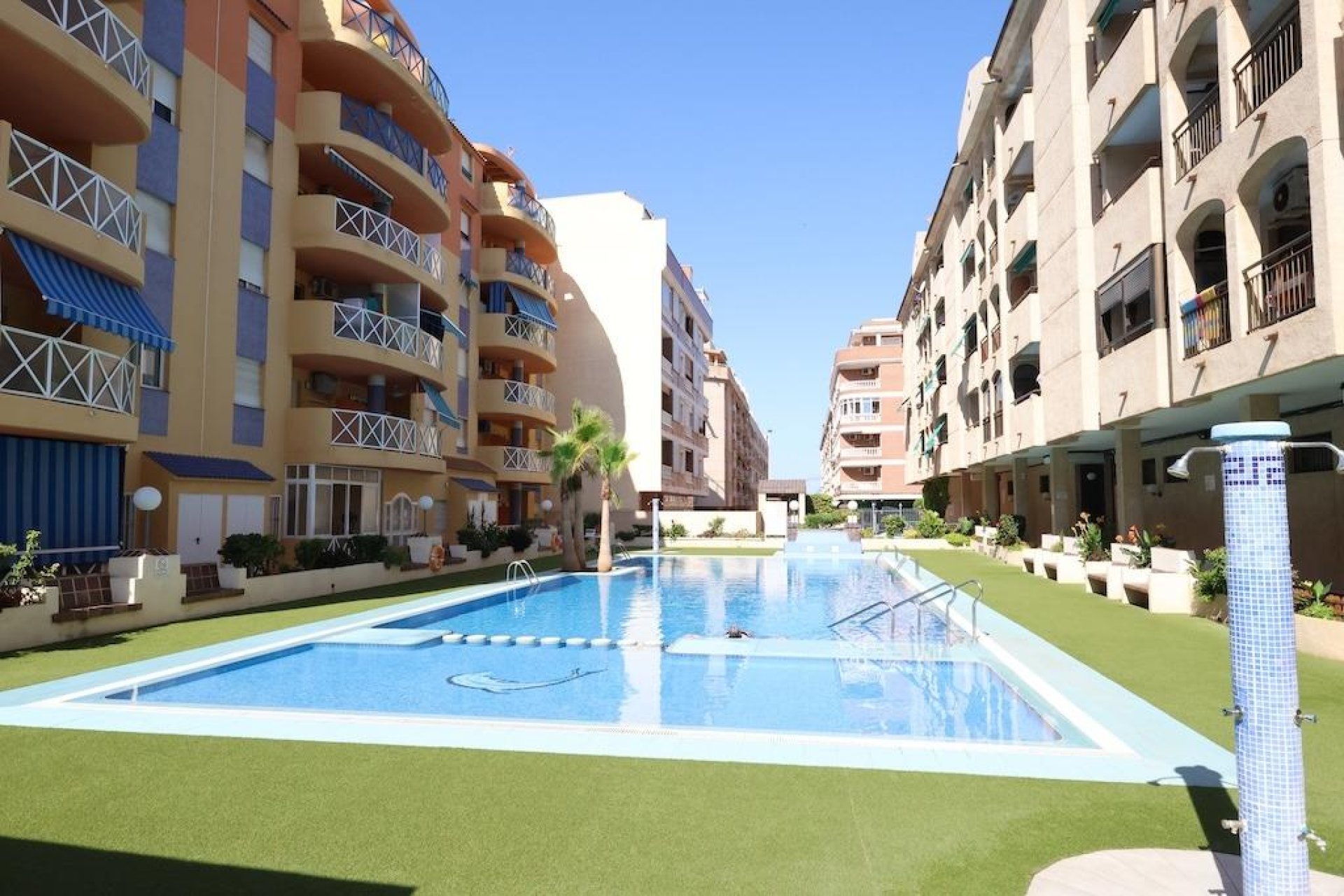 Reventa - Apartment -
Torrevieja - Center